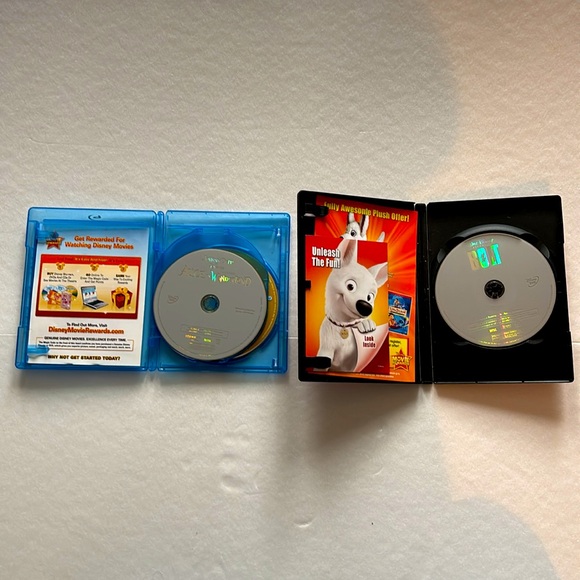 Disney Blue Ray Alice In Wonderland (Johnny Depp) and DVD Bolt ( John Travolta) - Picture 2 of 4